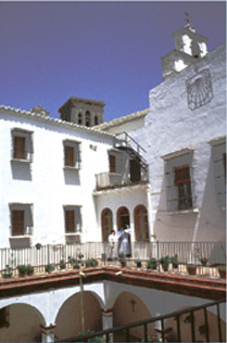 Vista del claustro alto