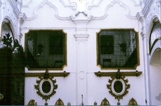 Vista del coro alto desde la iglesia