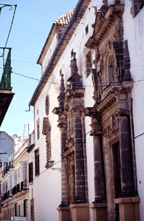 Portadas de la iglesia