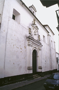 Portada exterior del Convento