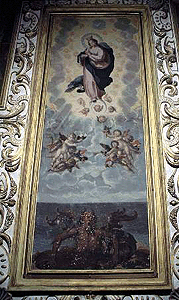 Inmaculada Concepci&oacute;n; Pintura mural y yeser&iacute;a del sotocoro
